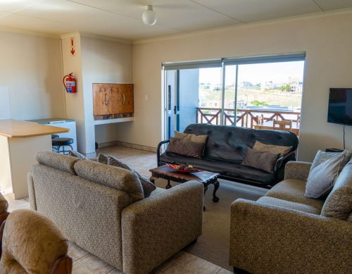 jp-lounge-500x389