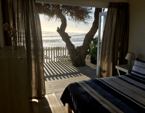 mainbedroom-500x389